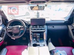 تۆیۆتا لاند کروزەر